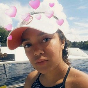 Meet your Posher, Kaya-marie